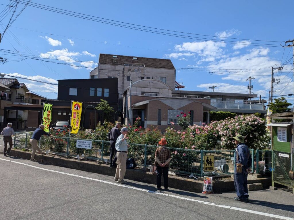 むつみ会さばら花壇コンクールの審査4